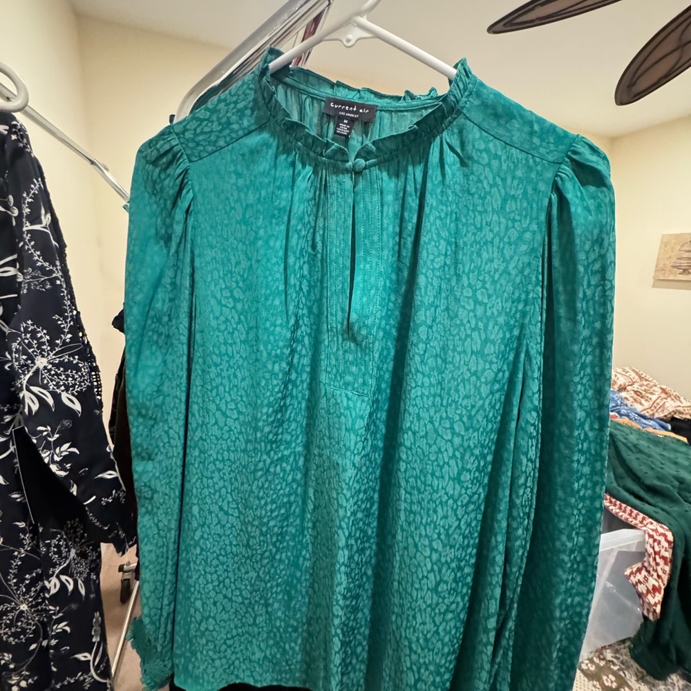 Current Air Emerald Green Blouse